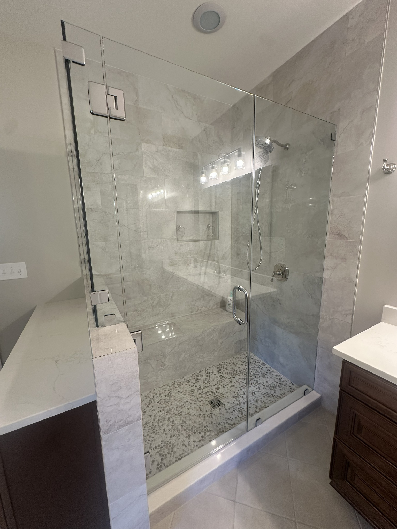 Shower glass enclosure project photo 36