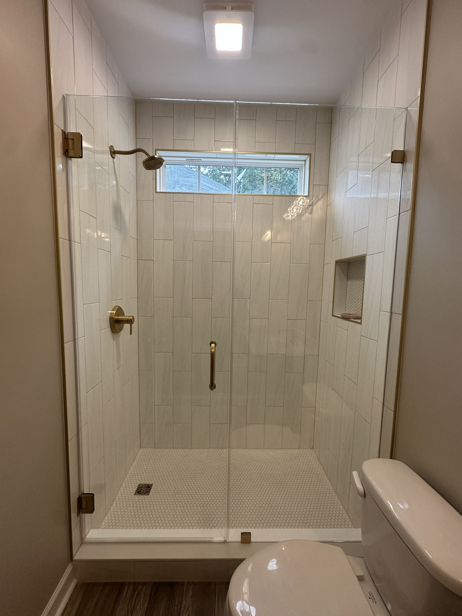Shower glass enclosure project photo 32