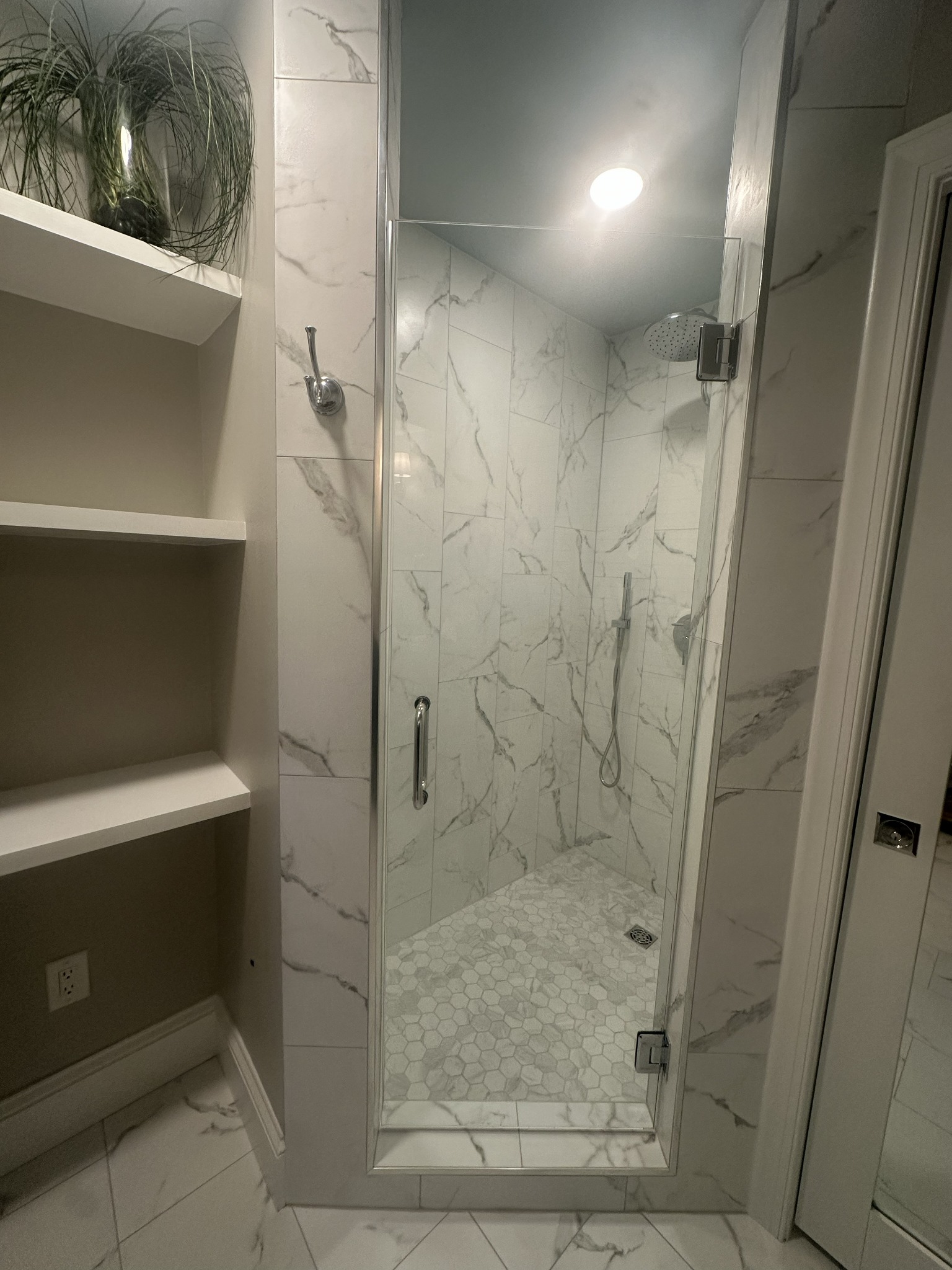 Shower glass enclosure project photo 15