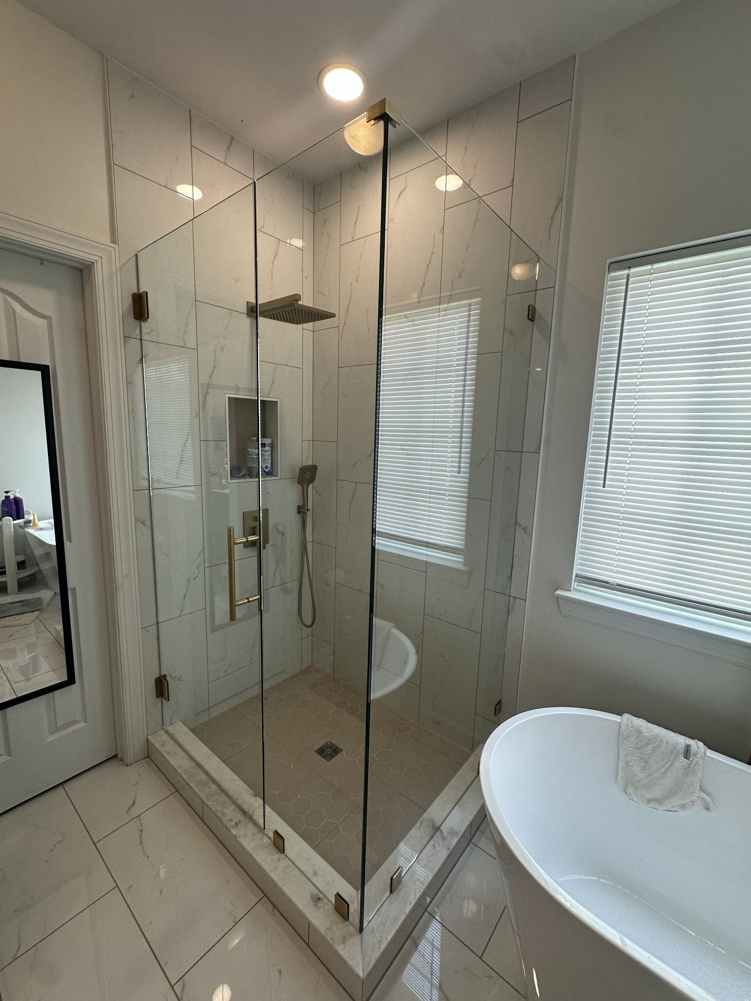 Shower glass enclosure project photo 8