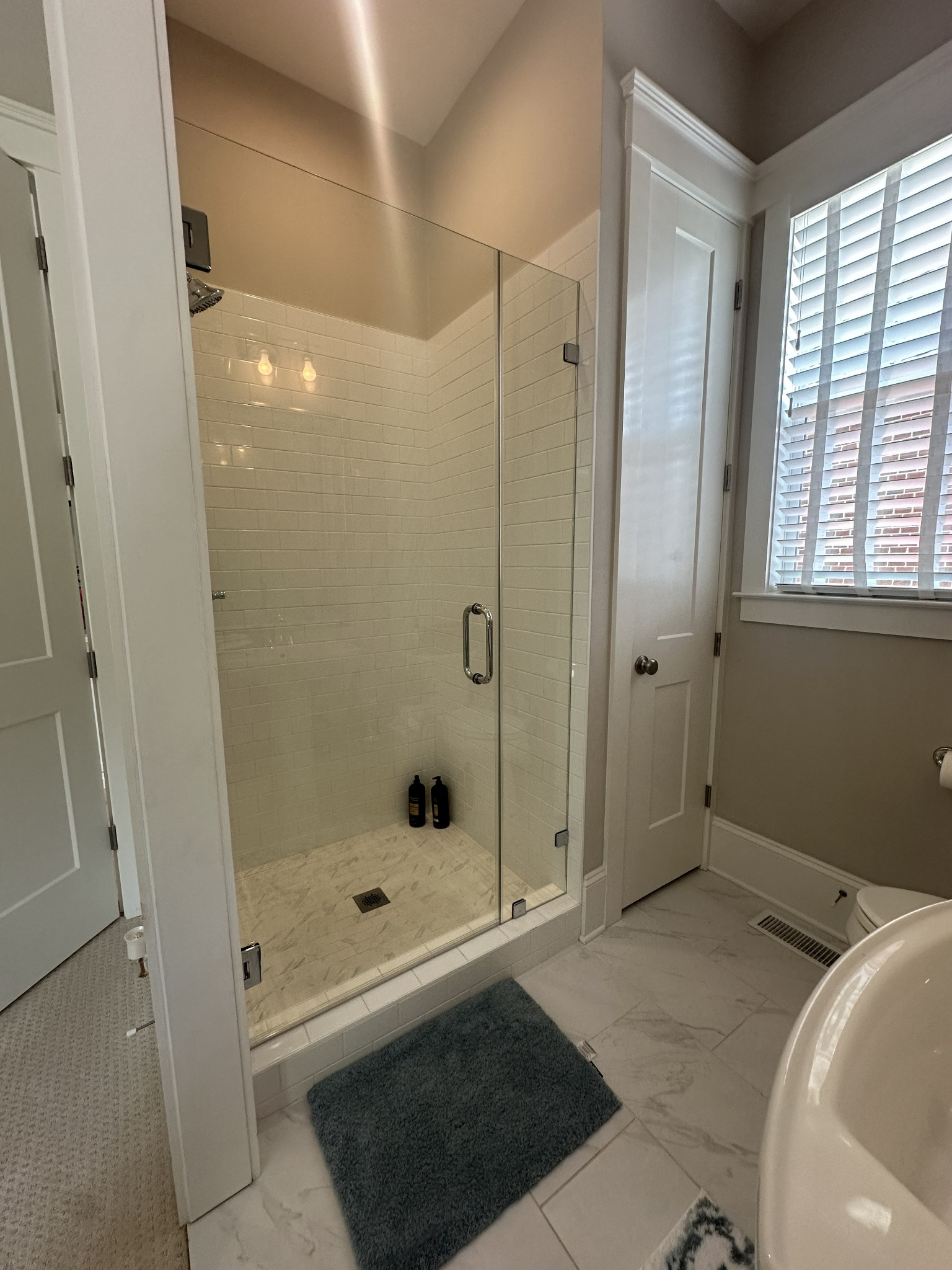 Shower glass enclosure project photo 5